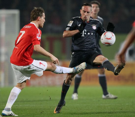 赛中屡获佳 赛中屡获佳