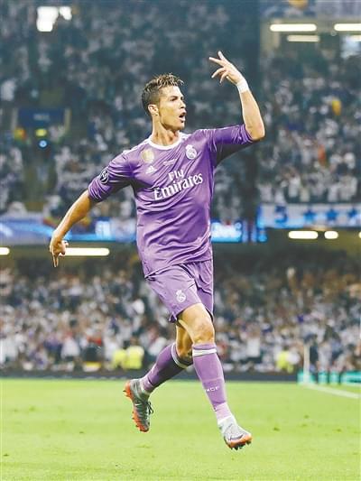 现出了出色 现出了出色